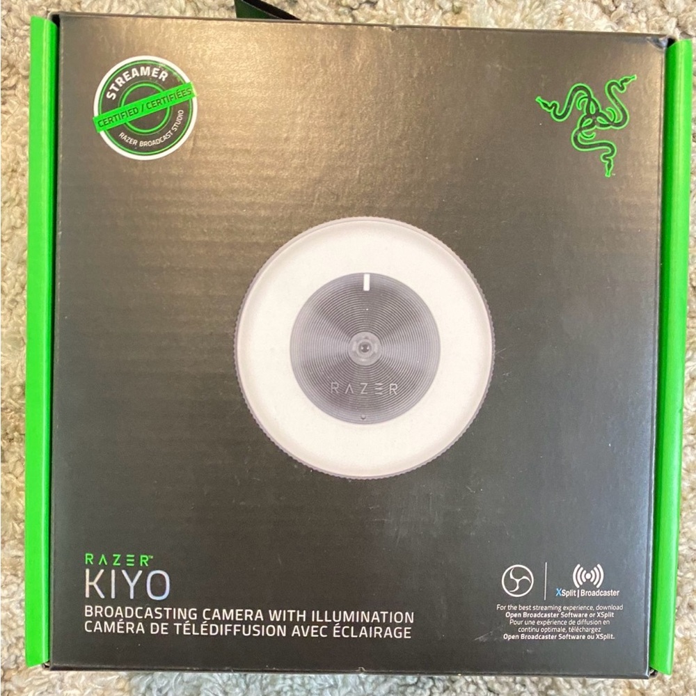 Brand New Razer Kiyo Streaming Camera with White Ring Light